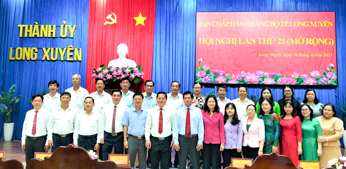 Hội nghị Ban Chấp hành Đảng bộ TP. Long Xuyên lần thứ 21 (mở rộng)