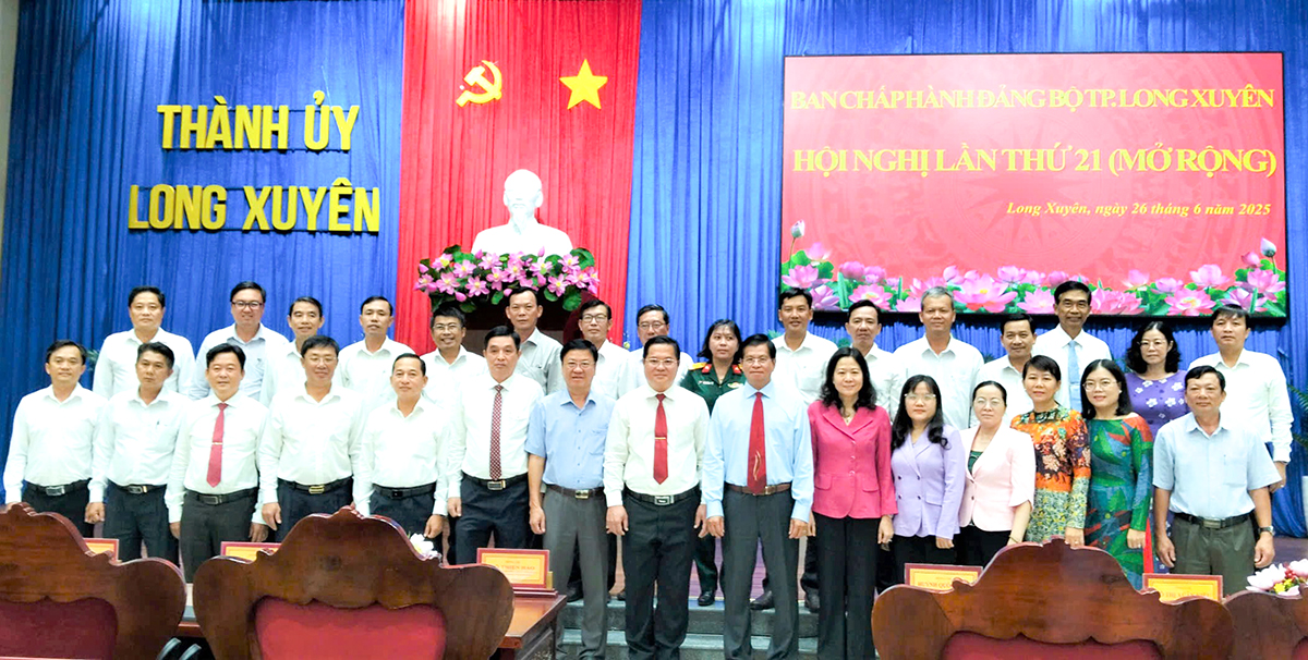 Hội nghị Ban Chấp hành Đảng bộ TP. Long Xuyên lần thứ 21 (mở rộng)