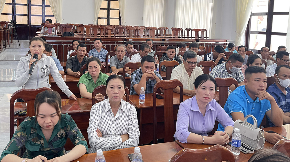 Đại biểu Quốc hội tỉnh An Giang tiếp xúc cử tri xã Giồng Riềng