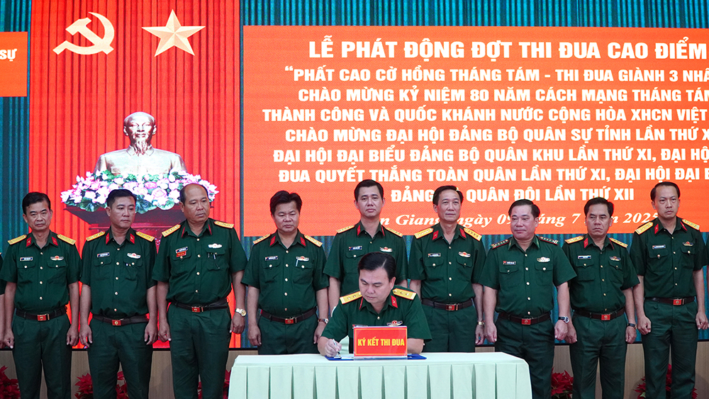 Bộ Chỉ huy Quân sự tỉnh An Giang phát động đợt thi đua cao điểm