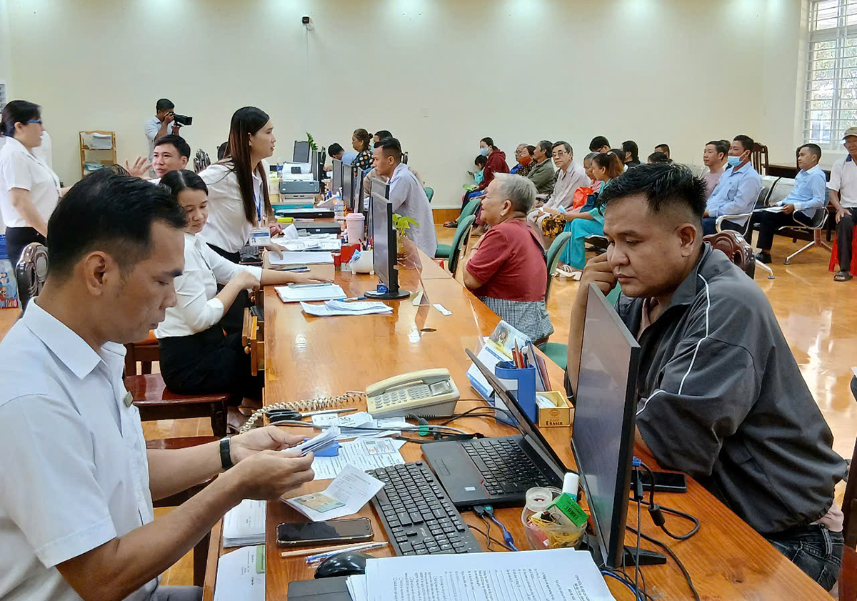 Xã, phường - nền móng của chính quyền kiến tạo