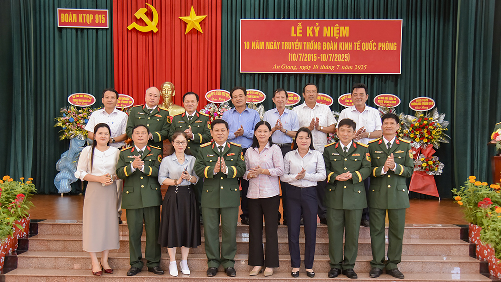Đoàn Kinh tế Quốc phòng 915 tổ chức lễ kỷ niệm 10 năm thành lập