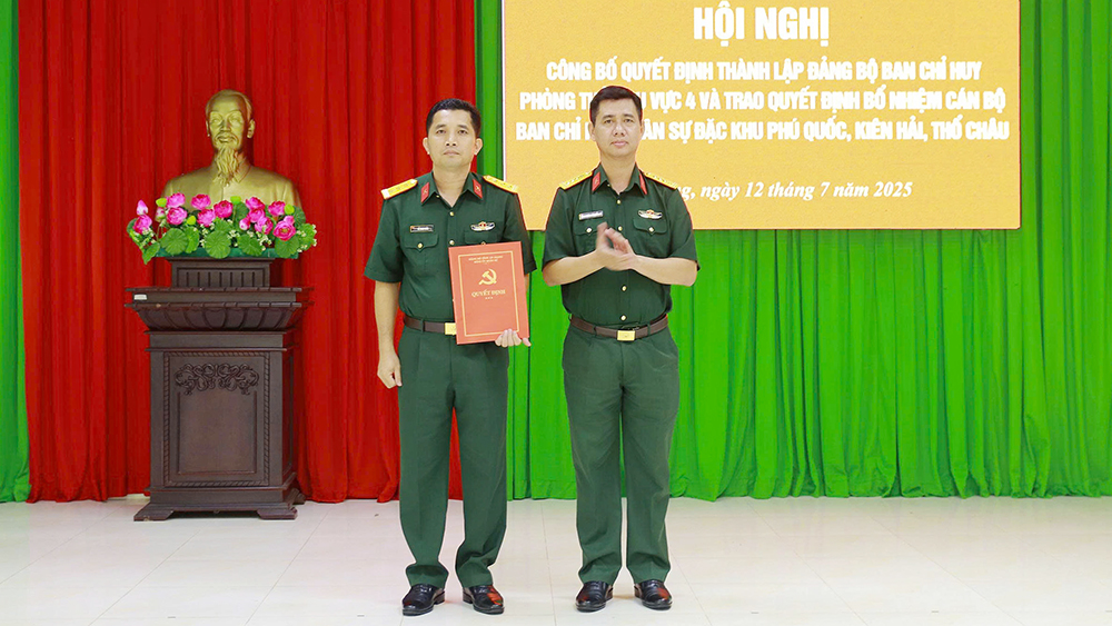 Công bố thành lập Đảng bộ Ban Chỉ huy phòng thủ khu vực 4 đặc khu Phú Quốc
