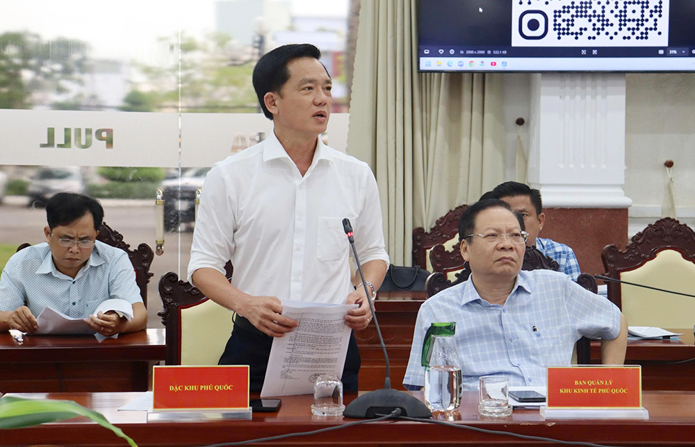 Thành viên UBND tỉnh An Giang thông qua 8 văn bản trình HĐND tỉnh