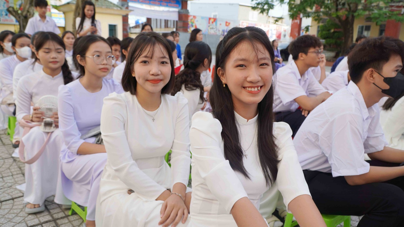 An Giang tưng bừng khai giảng năm học mới