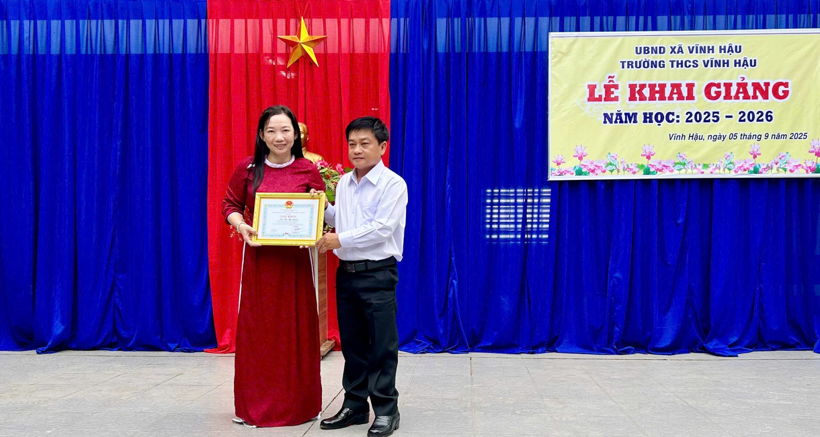 An Giang tưng bừng khai giảng năm học mới
