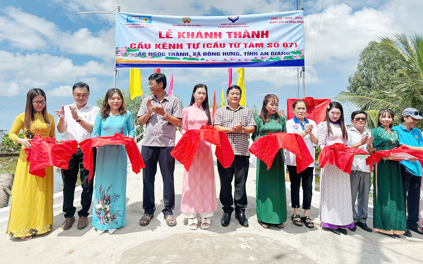 Khánh thành cầu Kênh Tư xã Đông Hưng