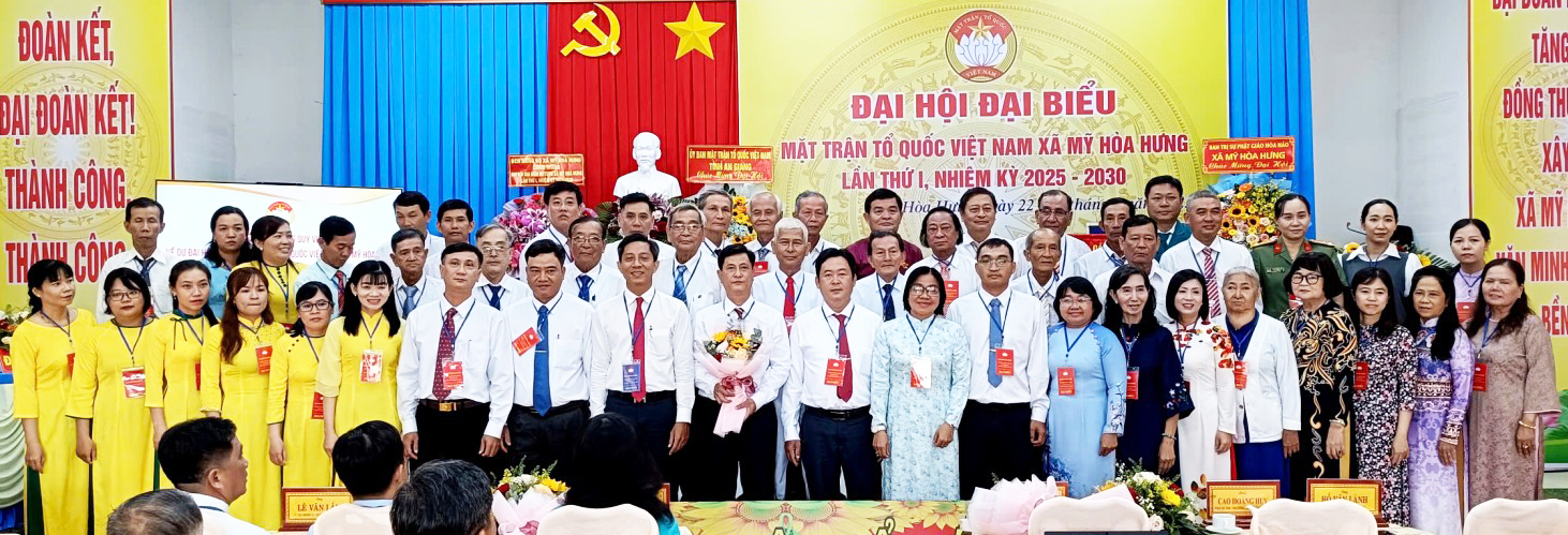 Ủy ban MTTQ Việt Nam xã Mỹ Hòa Hưng khóa I, nhiệm kỳ 2025 - 2030 ra mắt 