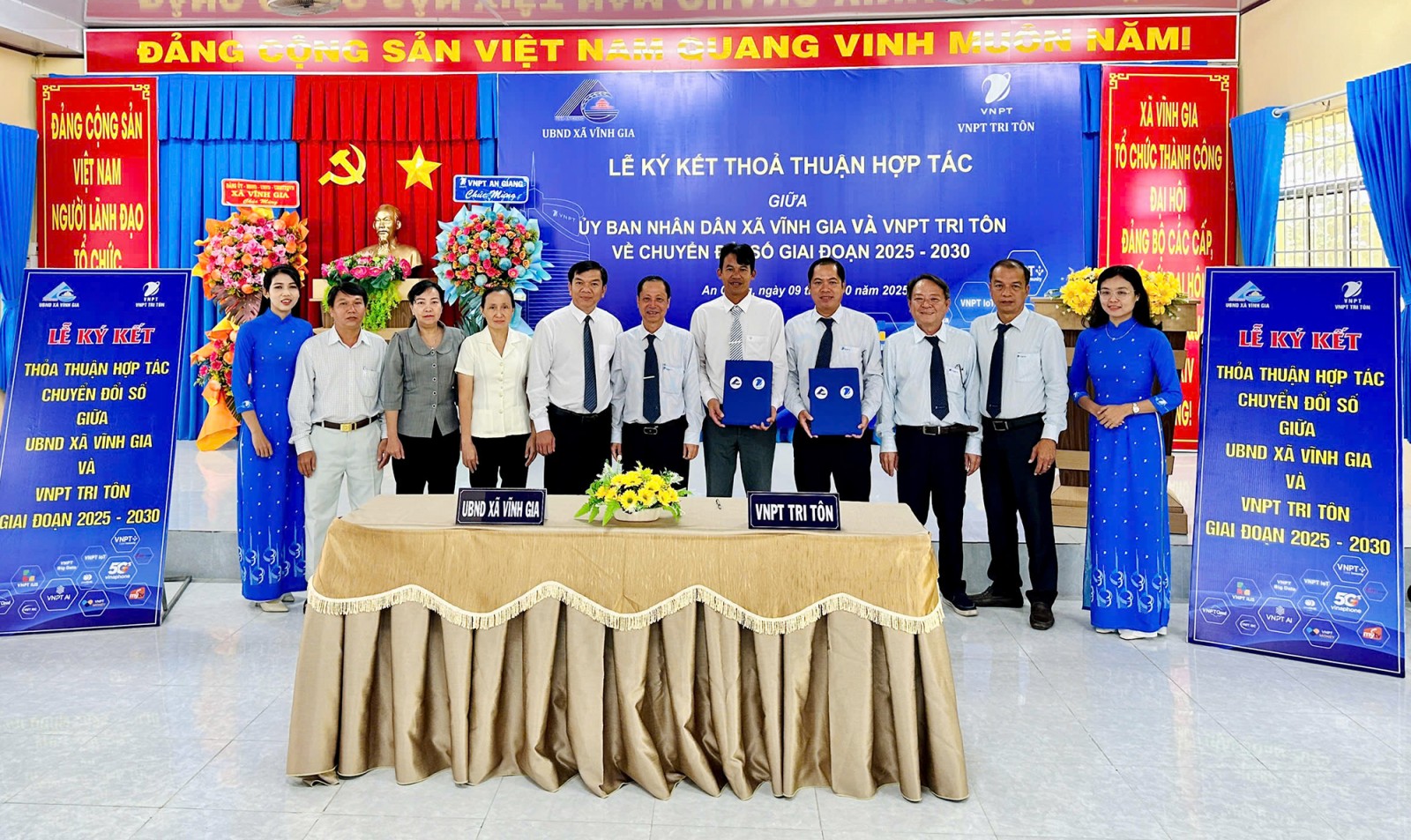 Xã Vĩnh Gia và VNPT Tri Tôn hợp tác chuyển đổi số