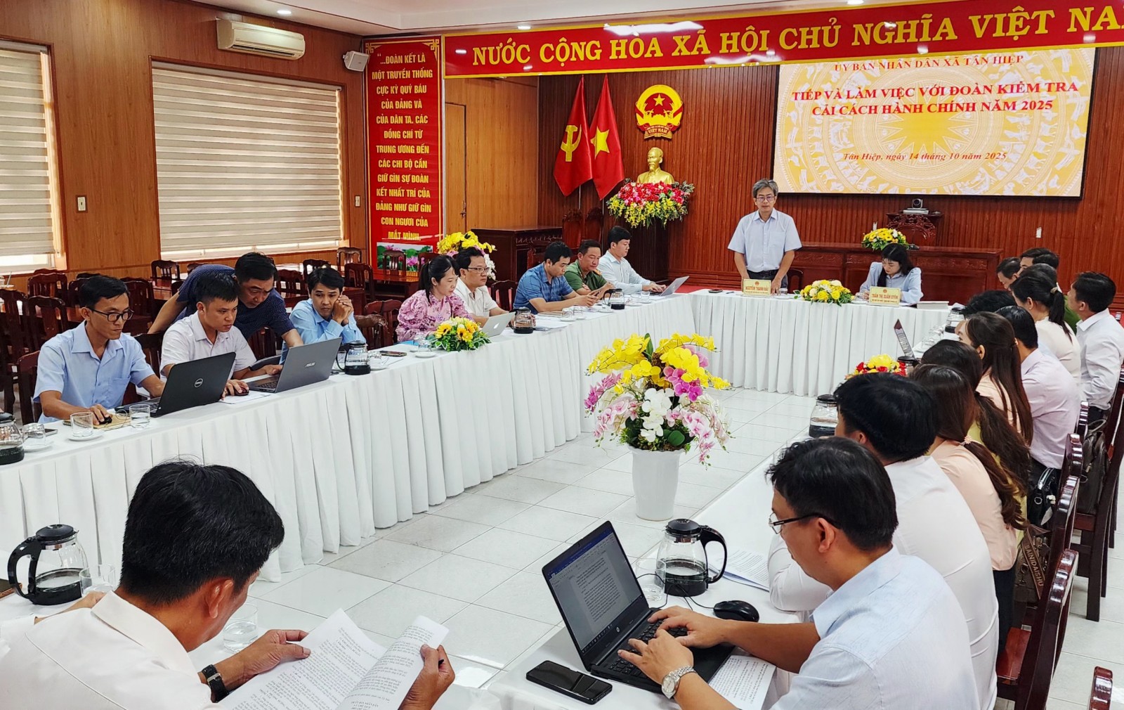 Kiểm tra công tác cải cách hành chính tại hai xã Tân Hội, Tân Hiệp