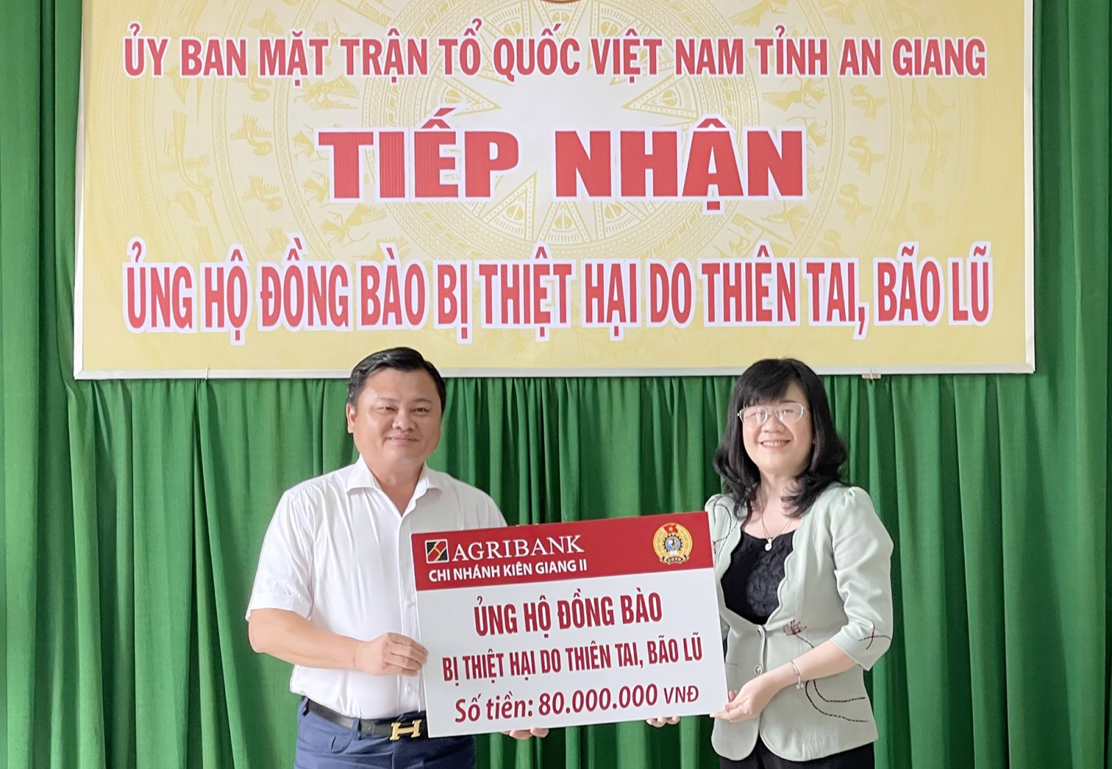 Ủy ban MTTQ Việt Nam tỉnh An Giang tiếp nhận trên 5 tỷ đồng hỗ trợ đồng bào bị thiệt hại do thiên tai, bão lũ