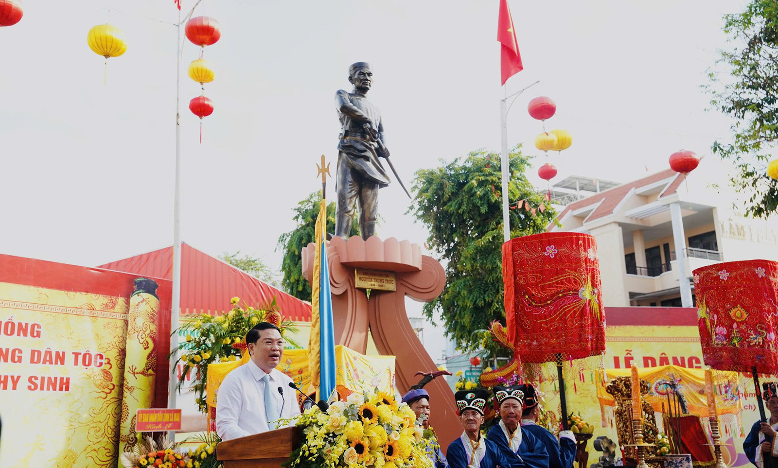 Lễ dâng hương Lễ hội truyền thống kỷ niệm 157 năm Anh hùng dân tộc Nguyễn Trung Trực hy sinh