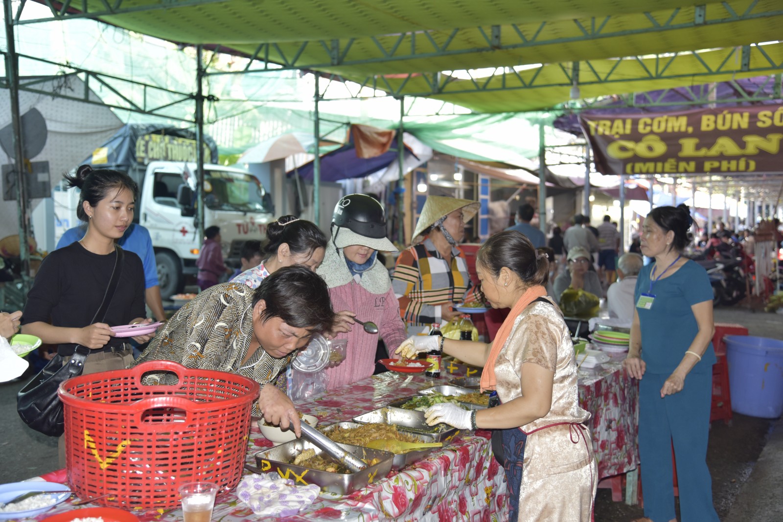 Đặc sắc ẩm thực chay ở Lễ hội Nguyễn Trung Trực - Hương vị từ tấm lòng nhân ái
