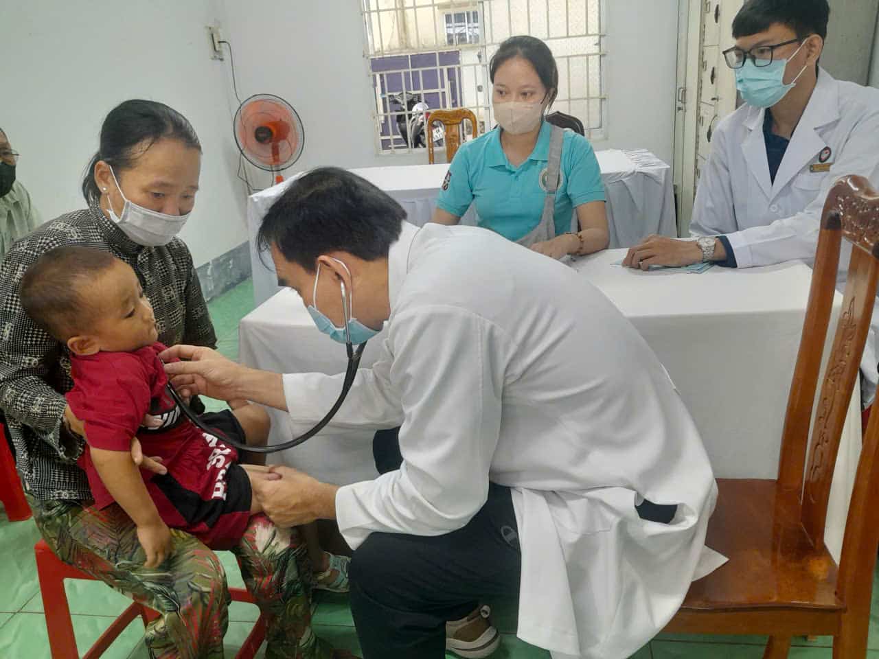 Khám, sàng lọc tim và hỗ trợ phẫu thuật tim bẩm sinh miễn phí cho người dân