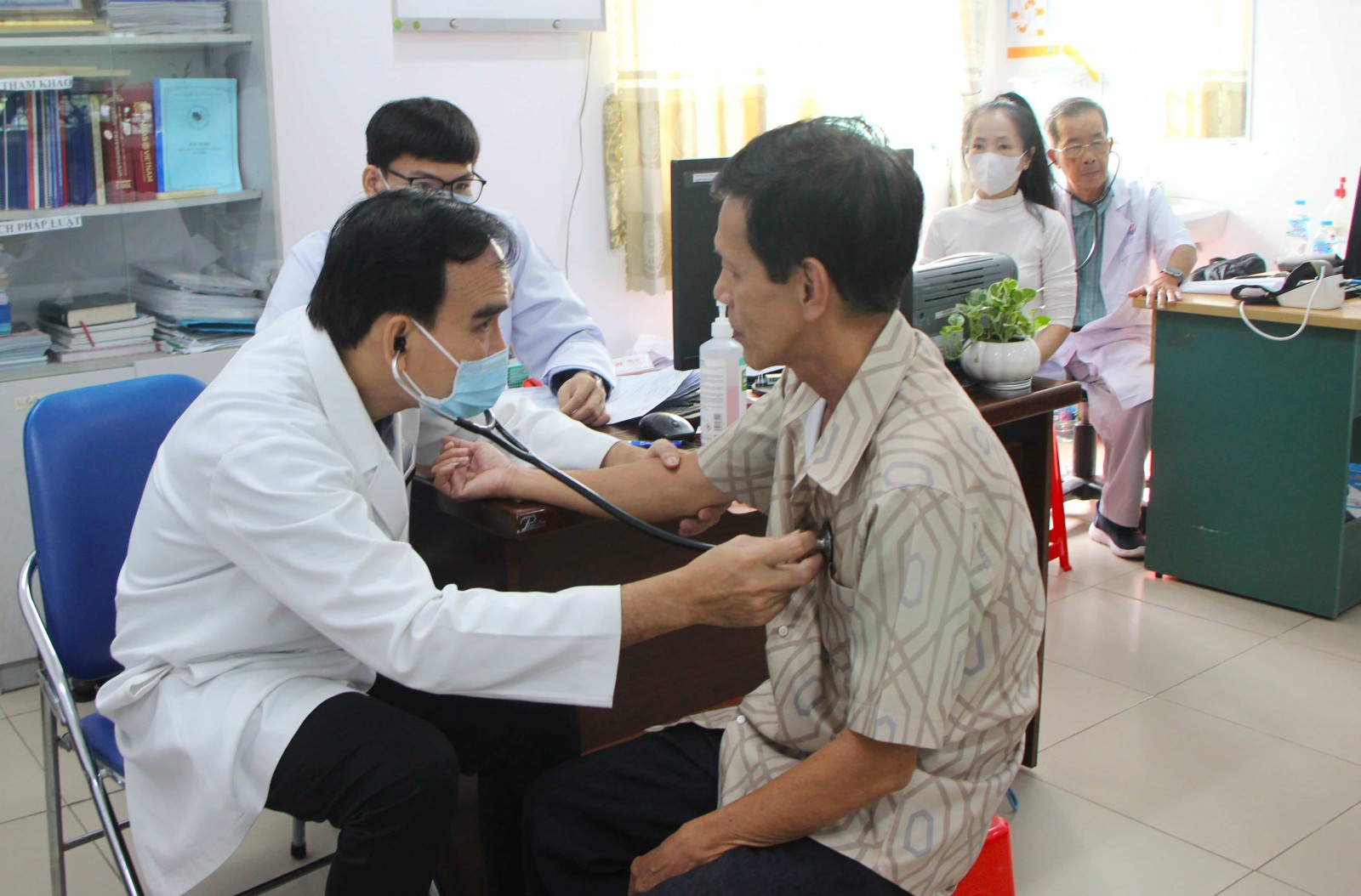 Khám, sàng lọc tim và hỗ trợ phẫu thuật tim bẩm sinh miễn phí cho người dân