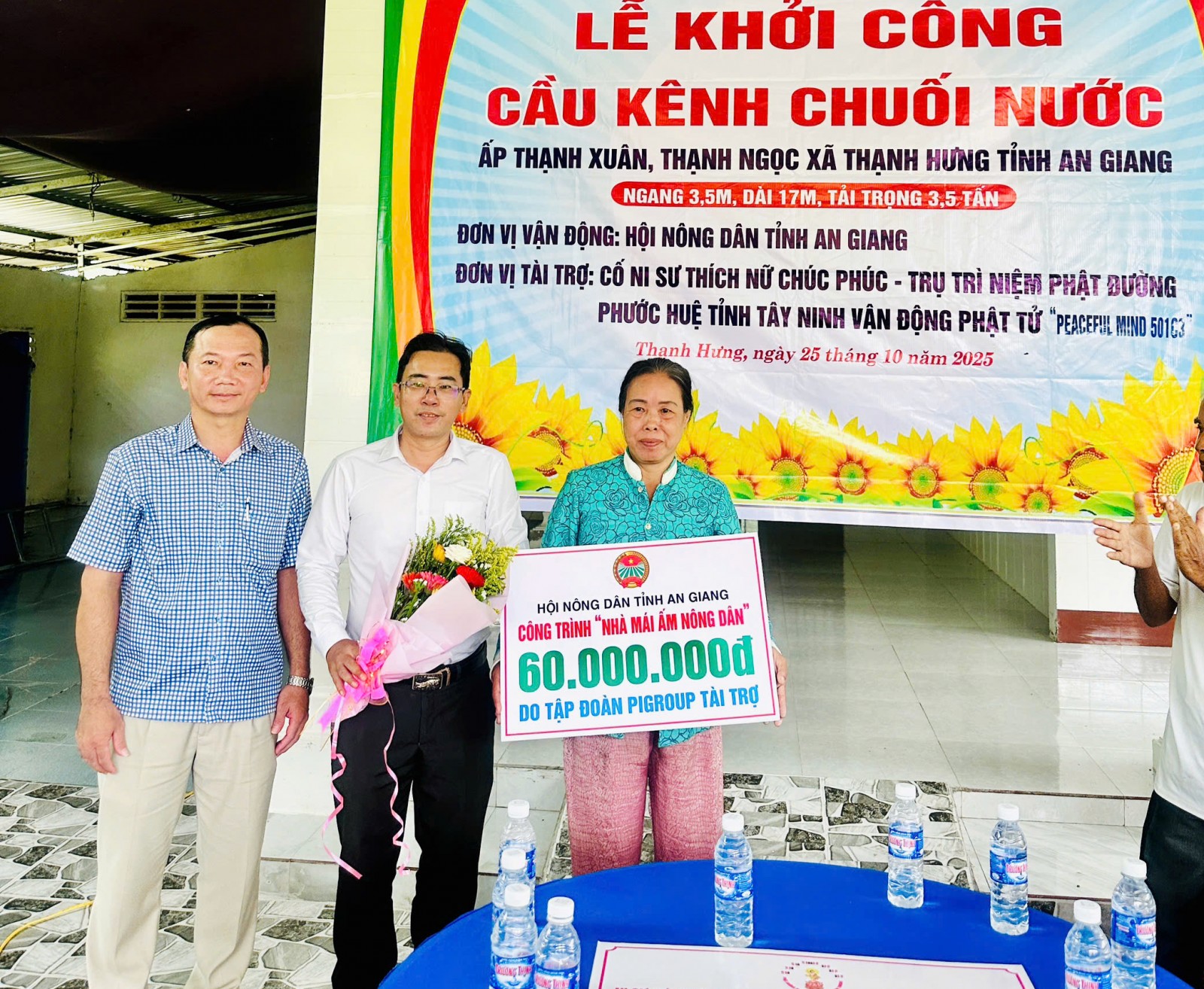 Hội Nông dân tỉnh An Giang khởi công xây dựng cầu nông thôn và bàn giao giếng nước
