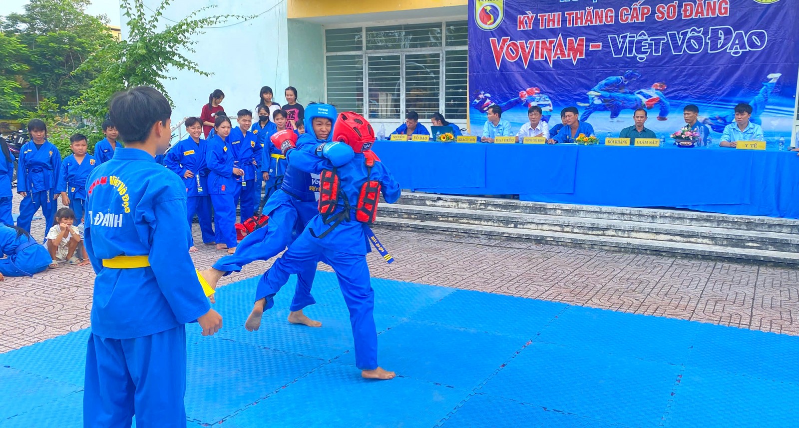 95 thí sinh xã thi thăng cấp sơ đẳng Vovinam lần IV