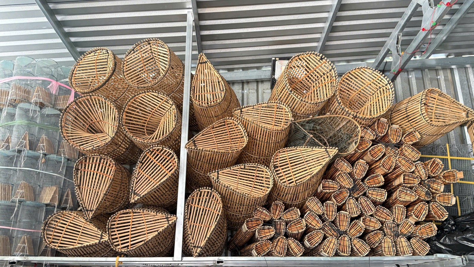 Làng nghề lọp lươn Cần Đăng