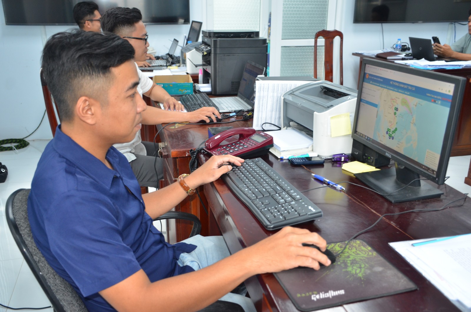 Xử lý dứt điểm các tàu cá vi phạm khai thác bất hợp pháp vùng biển nước ngoài
