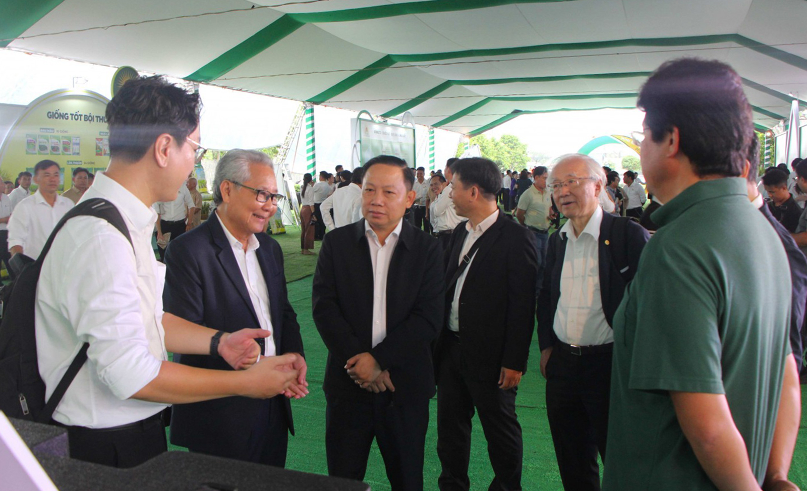 Hội thảo khoa học “Canh tác lúa theo hướng bền vững, giảm phát thải”