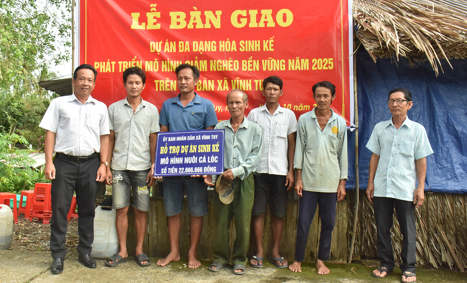 Trao cơ hội thoát nghèo bền vững