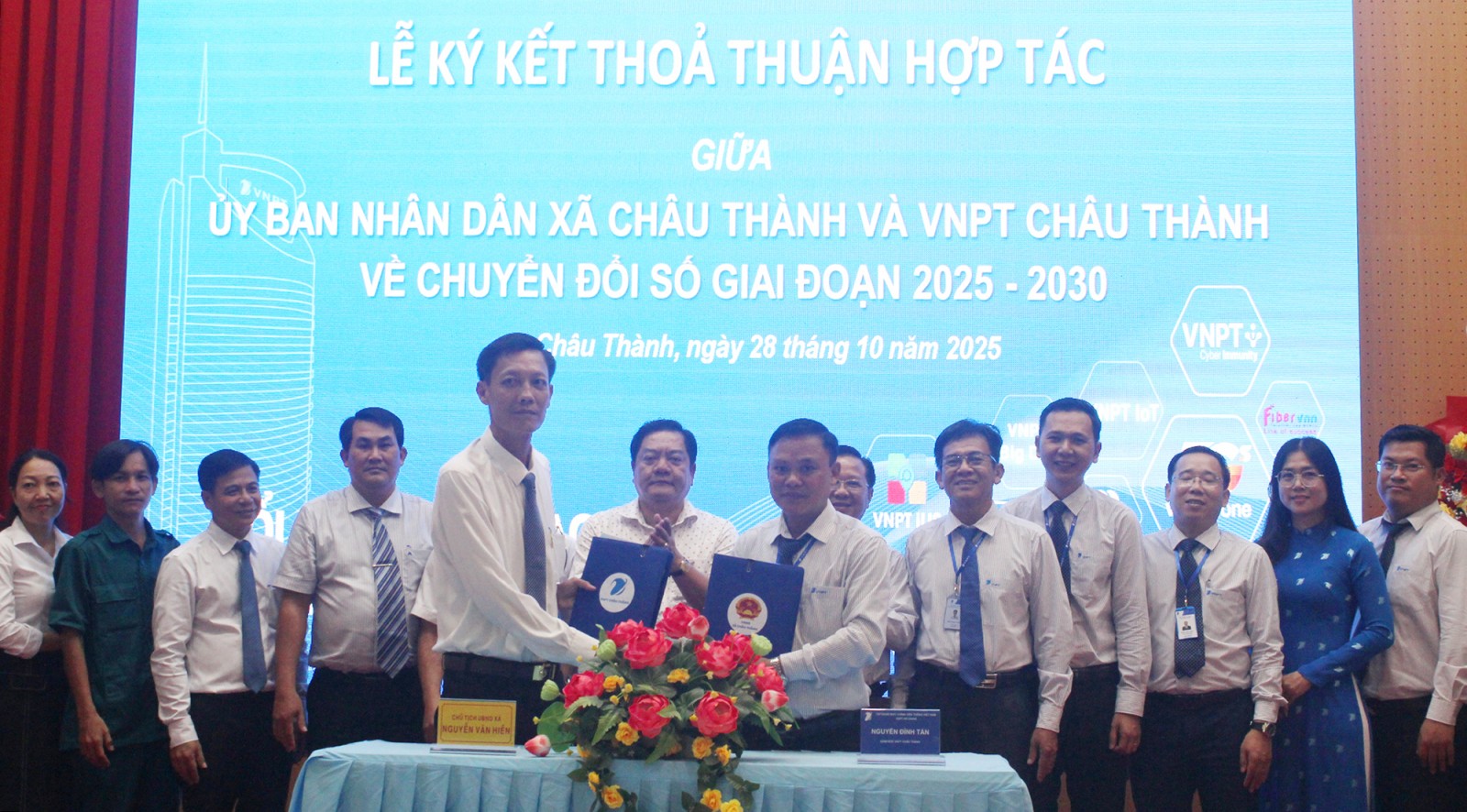Xã Châu Thành hợp tác VNPT chuyển đổi số toàn diện