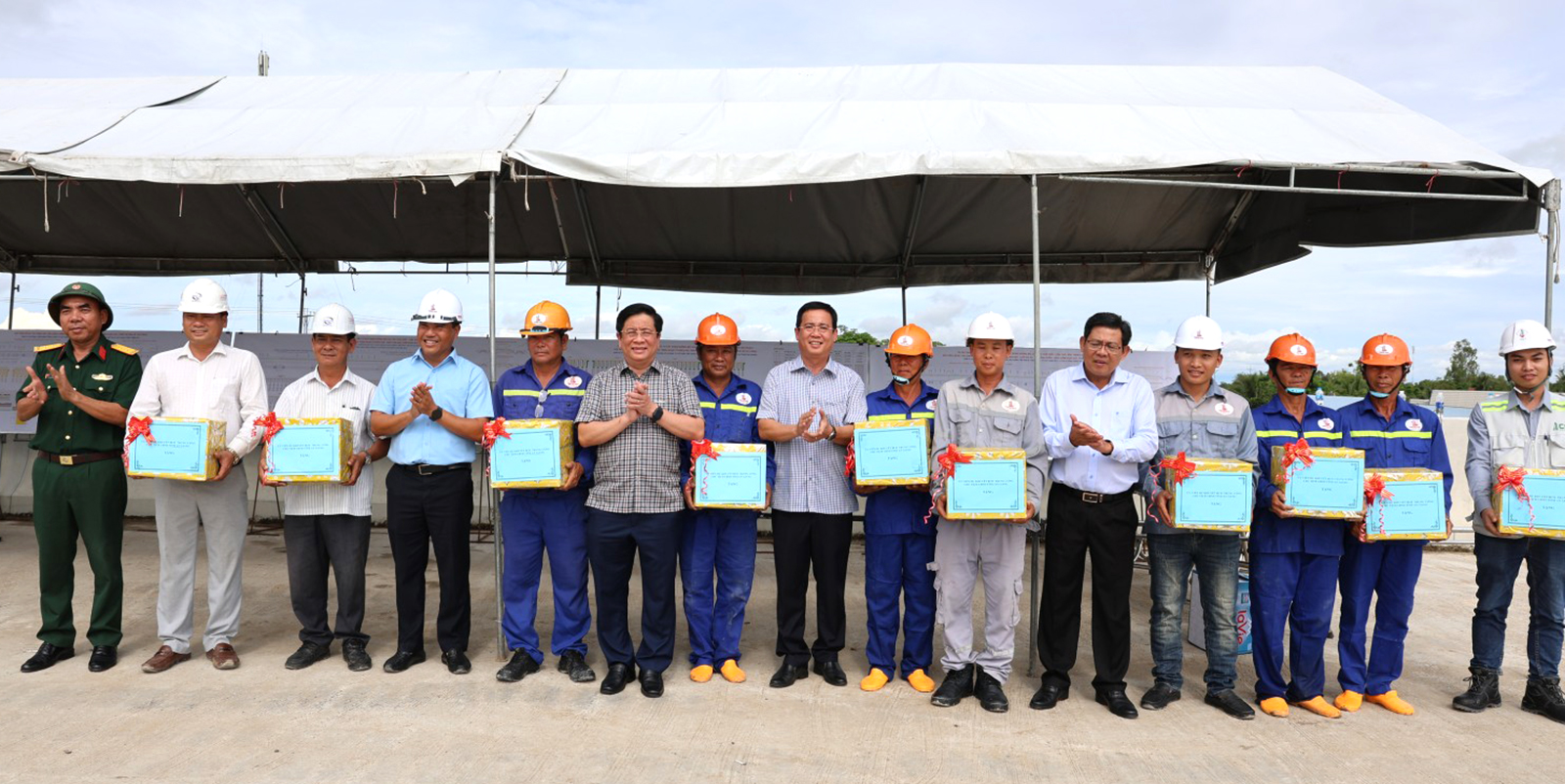 Chủ tịch UBND tỉnh An Giang Hồ Văn Mừng kiểm tra tiến độ thực hiện cao tốc Châu Đốc - Cần Thơ - Sóc Trăng, đoạn qua tỉnh An Giang