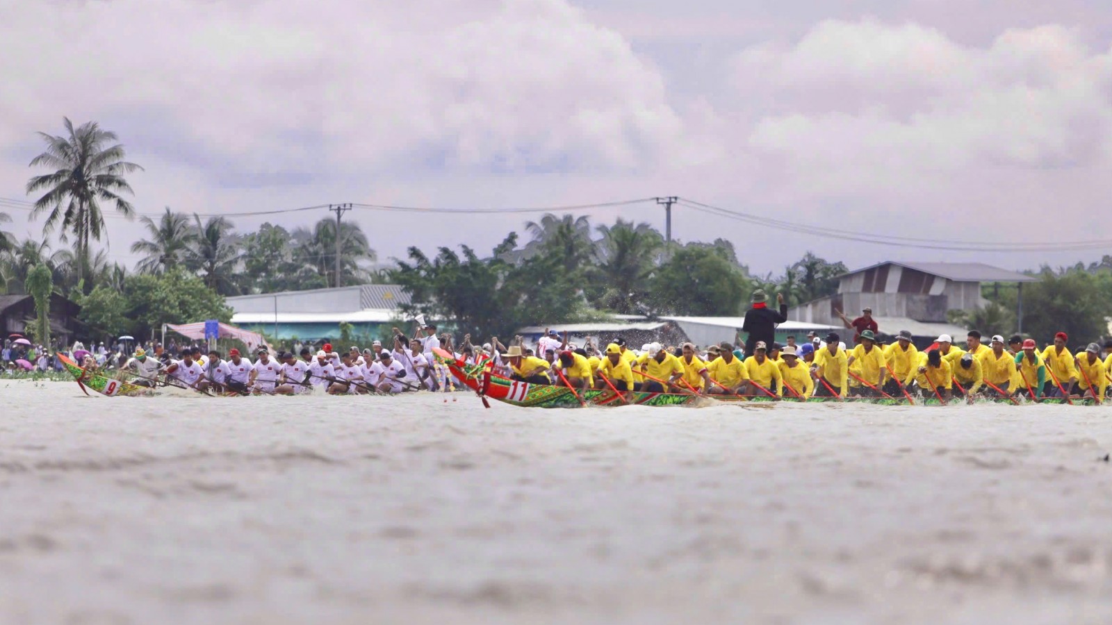 Đua ghe ngo - Biểu tượng sức mạnh đoàn kết của đồng bào Khmer