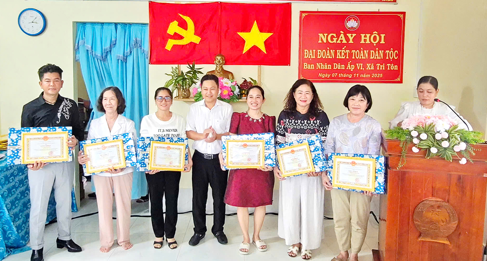 Xã Tri Tôn tổ chức Ngày hội đại đoàn kết toàn dân tộc tại ấp 6