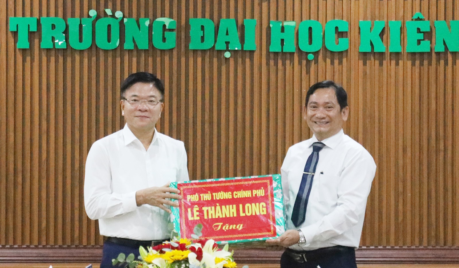 Trường Đại học Kiên Giang cần đẩy mạnh nghiên cứu khoa học, đổi mới sáng tạo