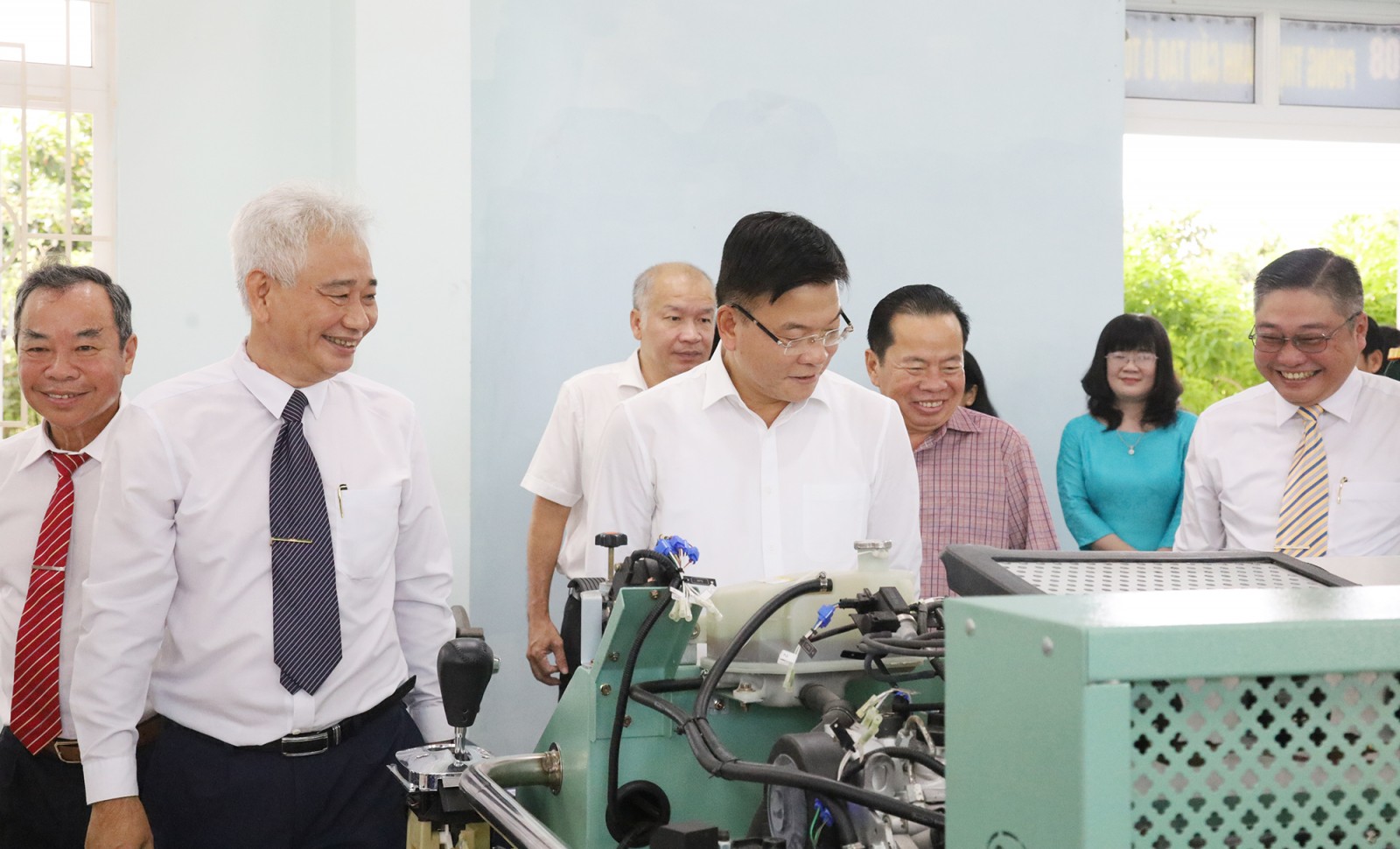 Trường Đại học Kiên Giang cần đẩy mạnh nghiên cứu khoa học, đổi mới sáng tạo