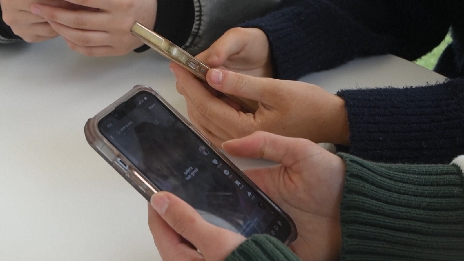 Meta thắng kiện giữ được Instagram và WhatsApp