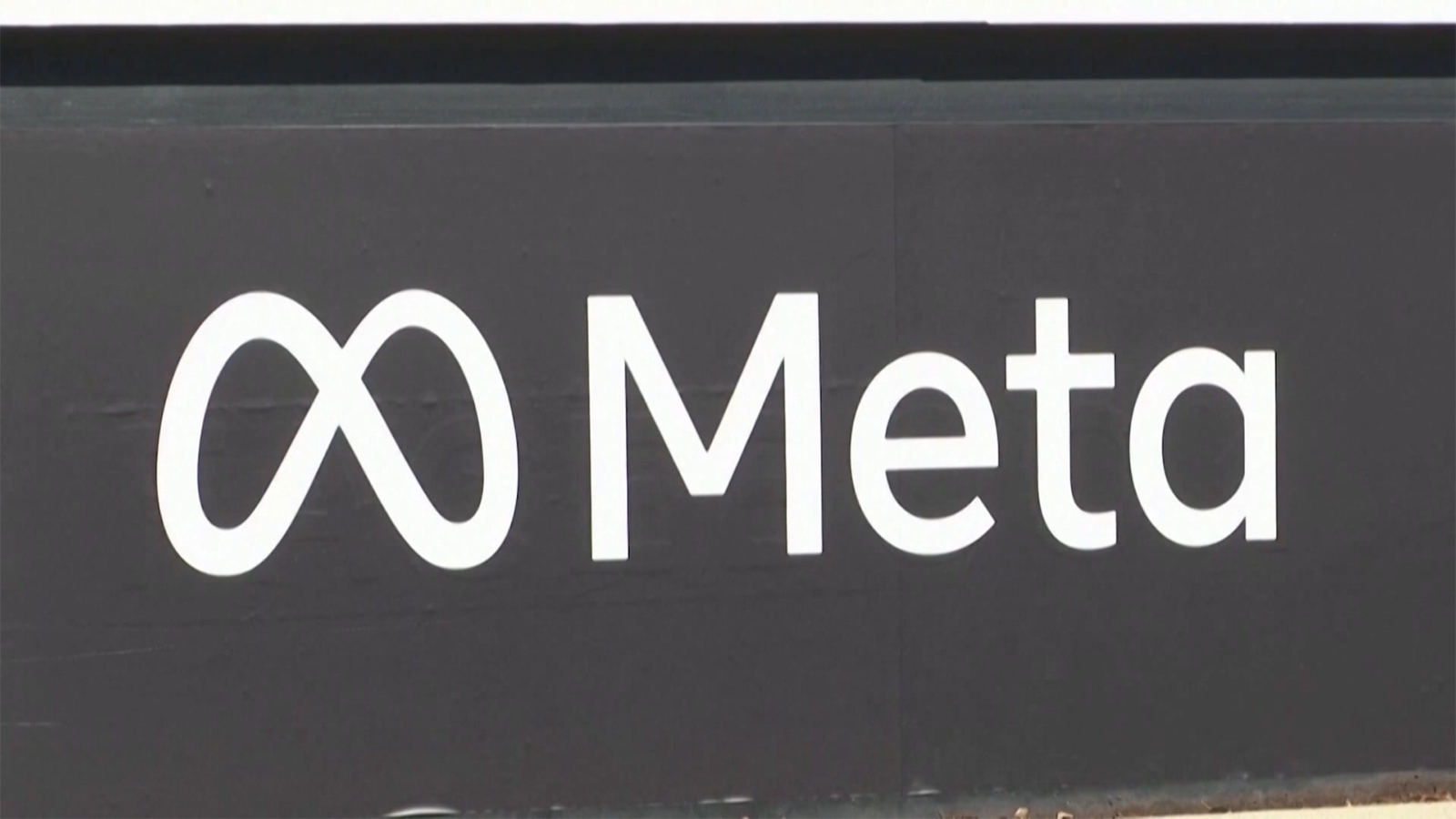 Meta bắt đầu khóa tài khoản của trẻ em dưới 16 tuổi