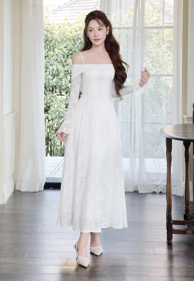 Muôn vàn sắc trắng cùng nàng kể câu chuyện thời trang