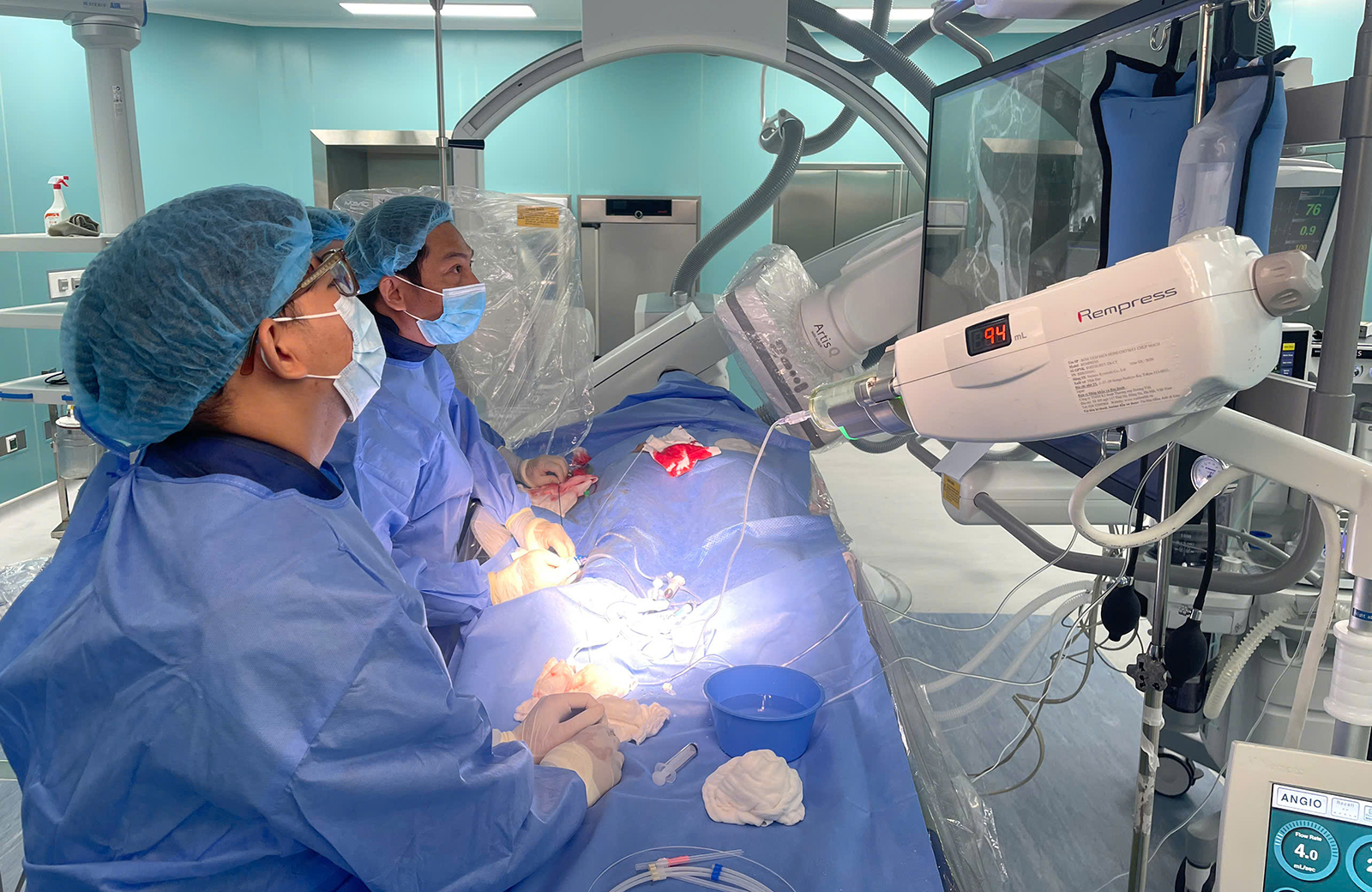 Phương pháp mới điều trị phình động mạch