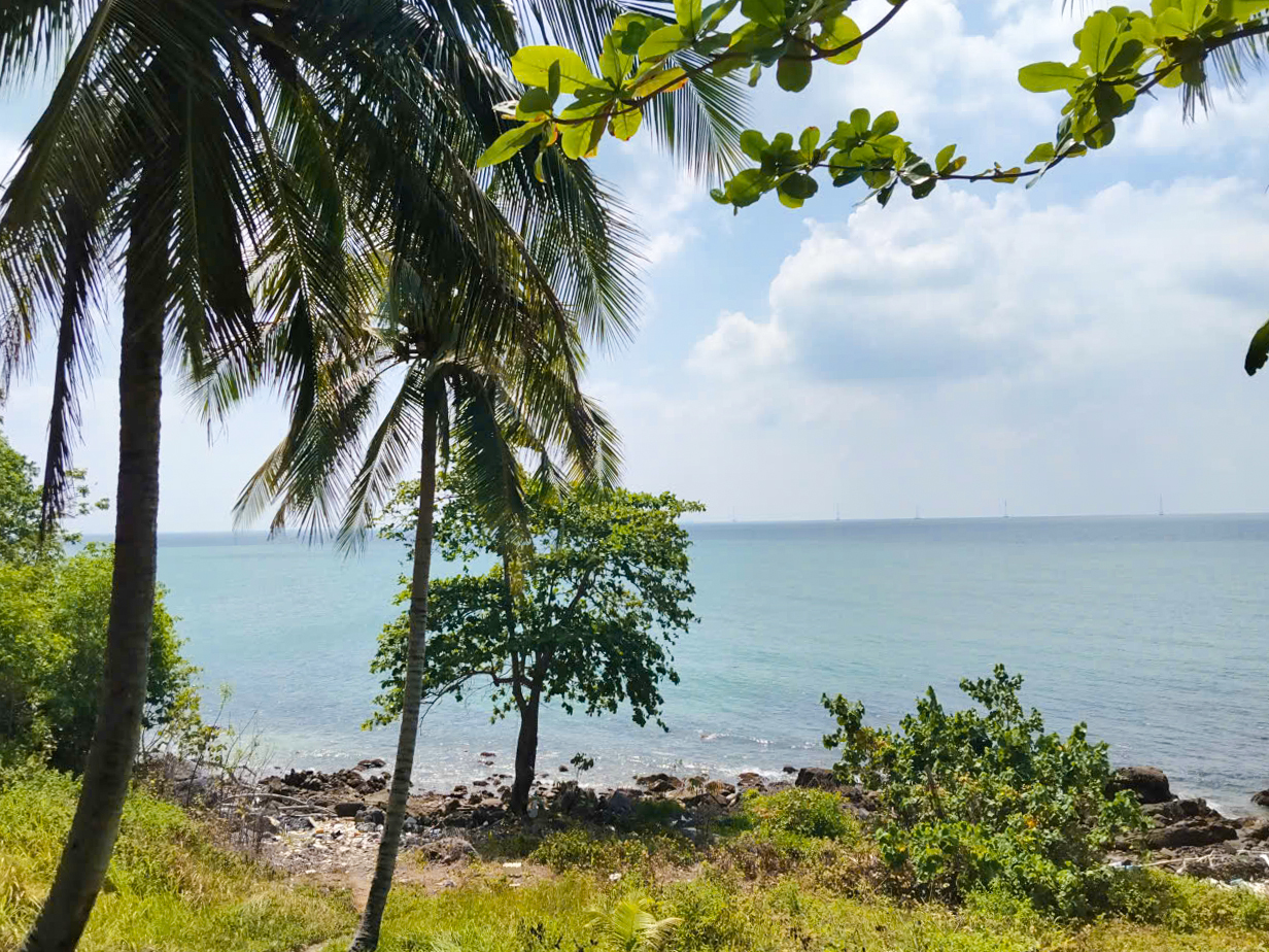 Đồi Mồi: Giữ đảo giữa “ba không”