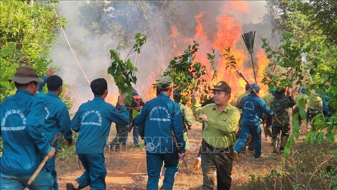 Tin tức nổi bật trong nước ngày 13/4