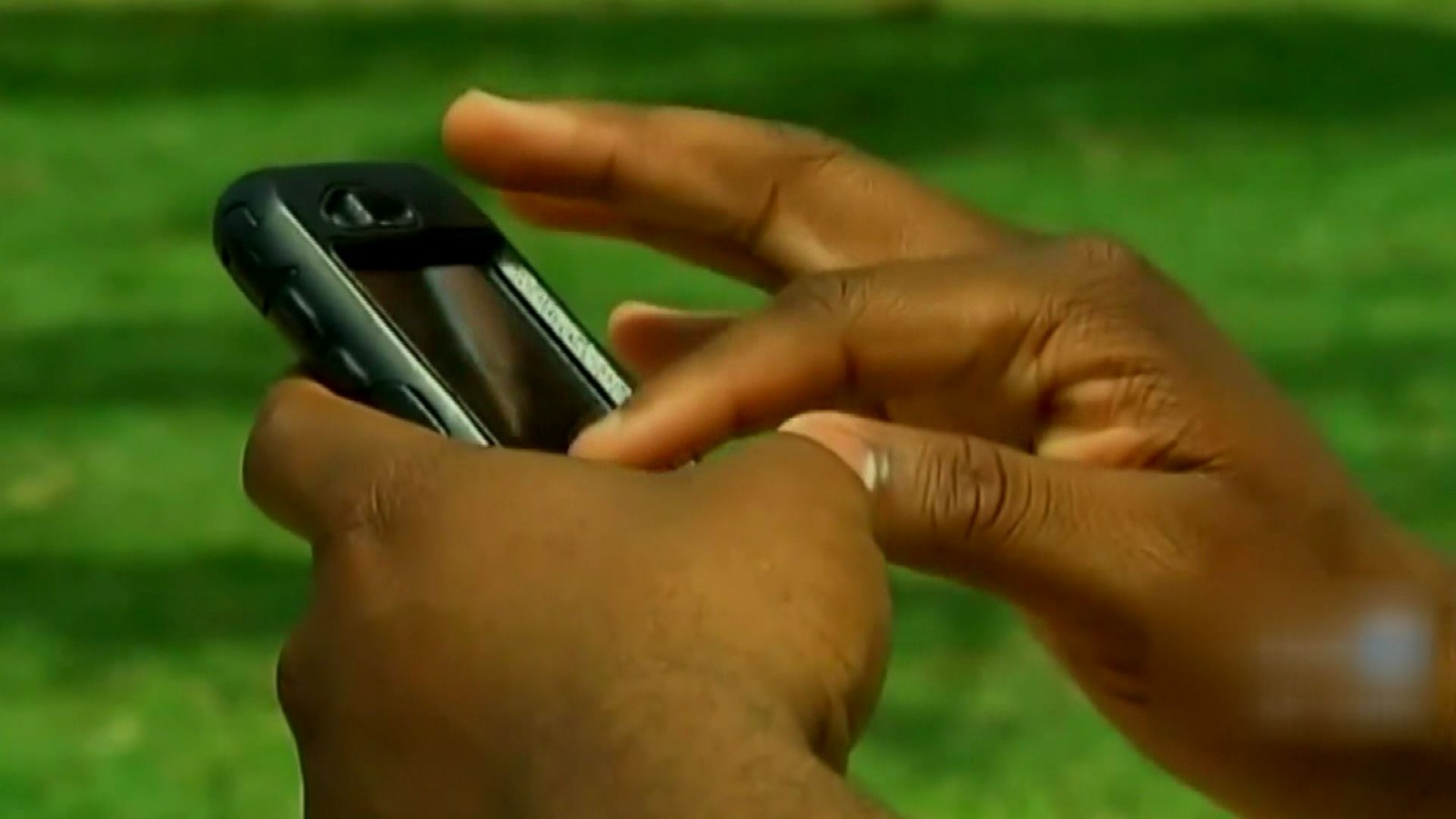 Thái Lan cảnh báo về nạn lừa đảo trực tuyến dịp Tết Songkran