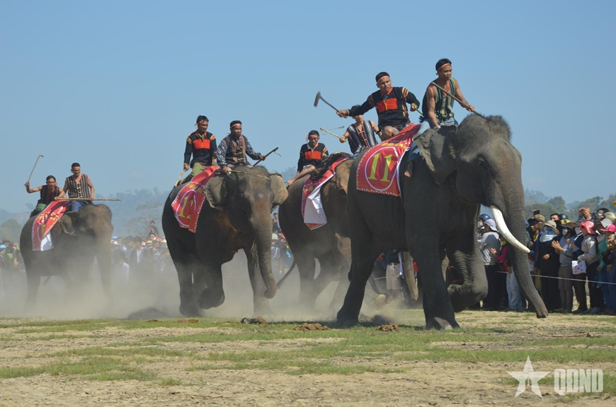 Tin tức nổi bật ngày 14/4