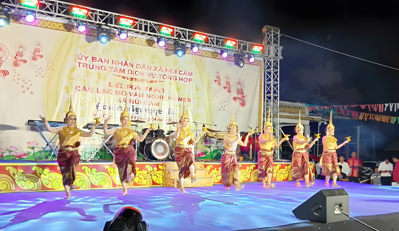 Ra mắt Câu lạc bộ Văn nghệ Khmer xã Núi Cấm