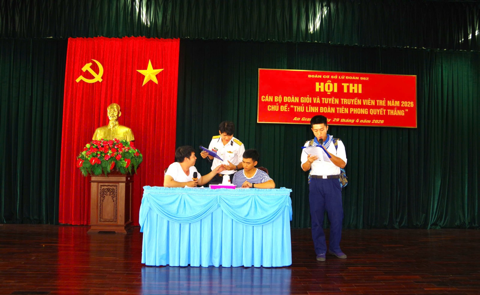 Phần thi Tuyên truyền viên trẻ