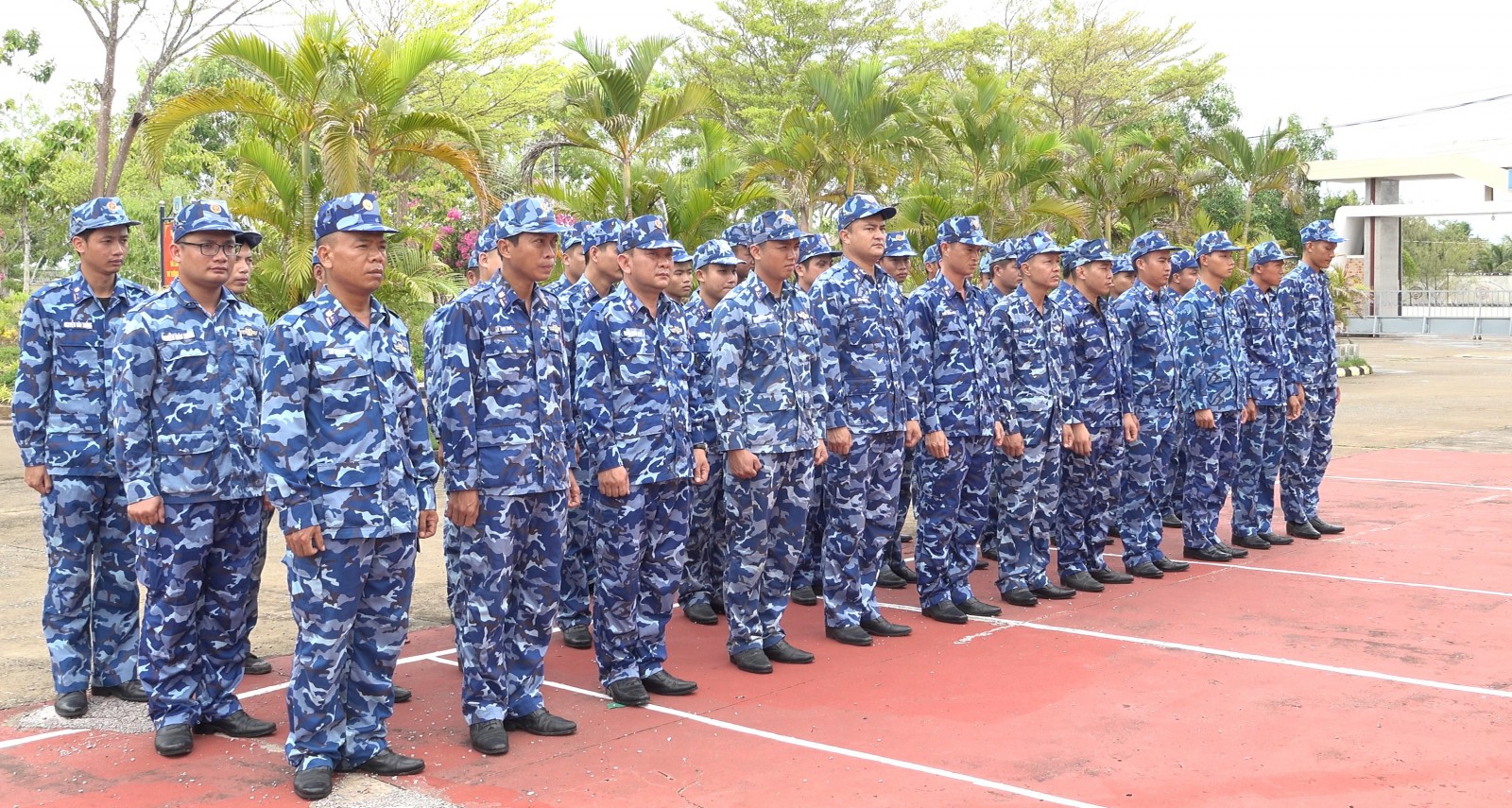 Hải đoàn 42 phát động trồng cây kỷ niệm 136 năm ngày sinh Chủ tịch Hồ Chí Minh