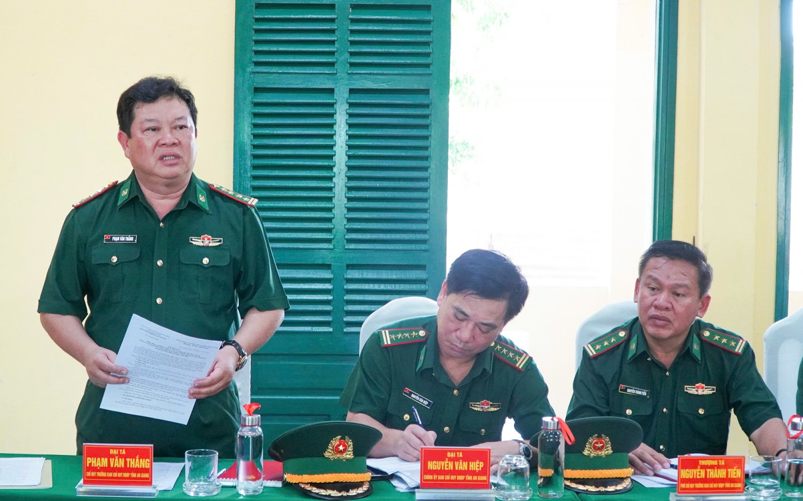 Tư lệnh Bộ đội Biên phòng thăm, kiểm tra tại Đồn Biên phòng Gành Dầu