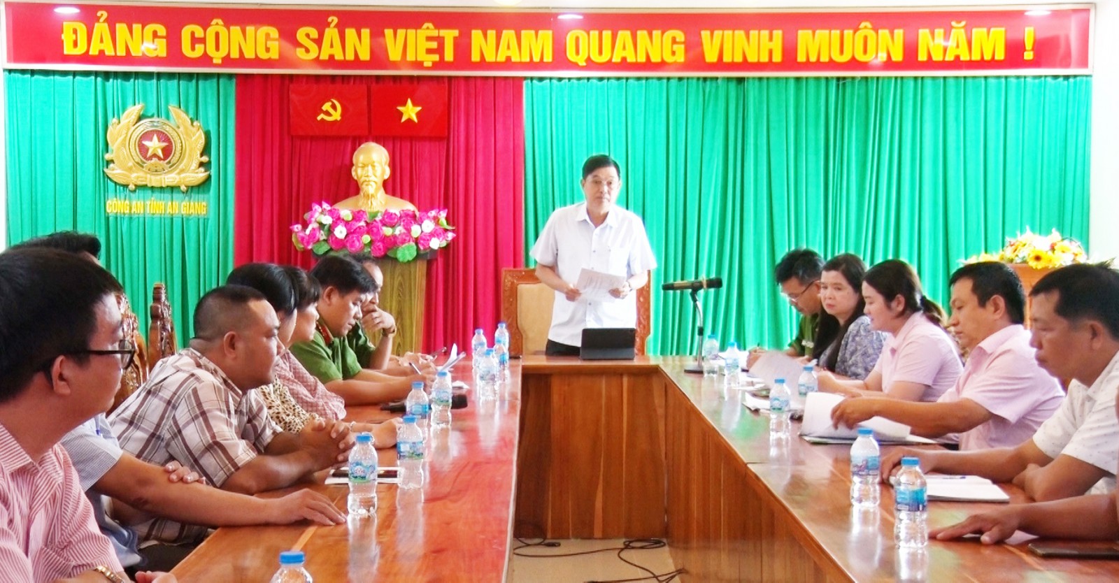 Quang cảnh Hội nghị