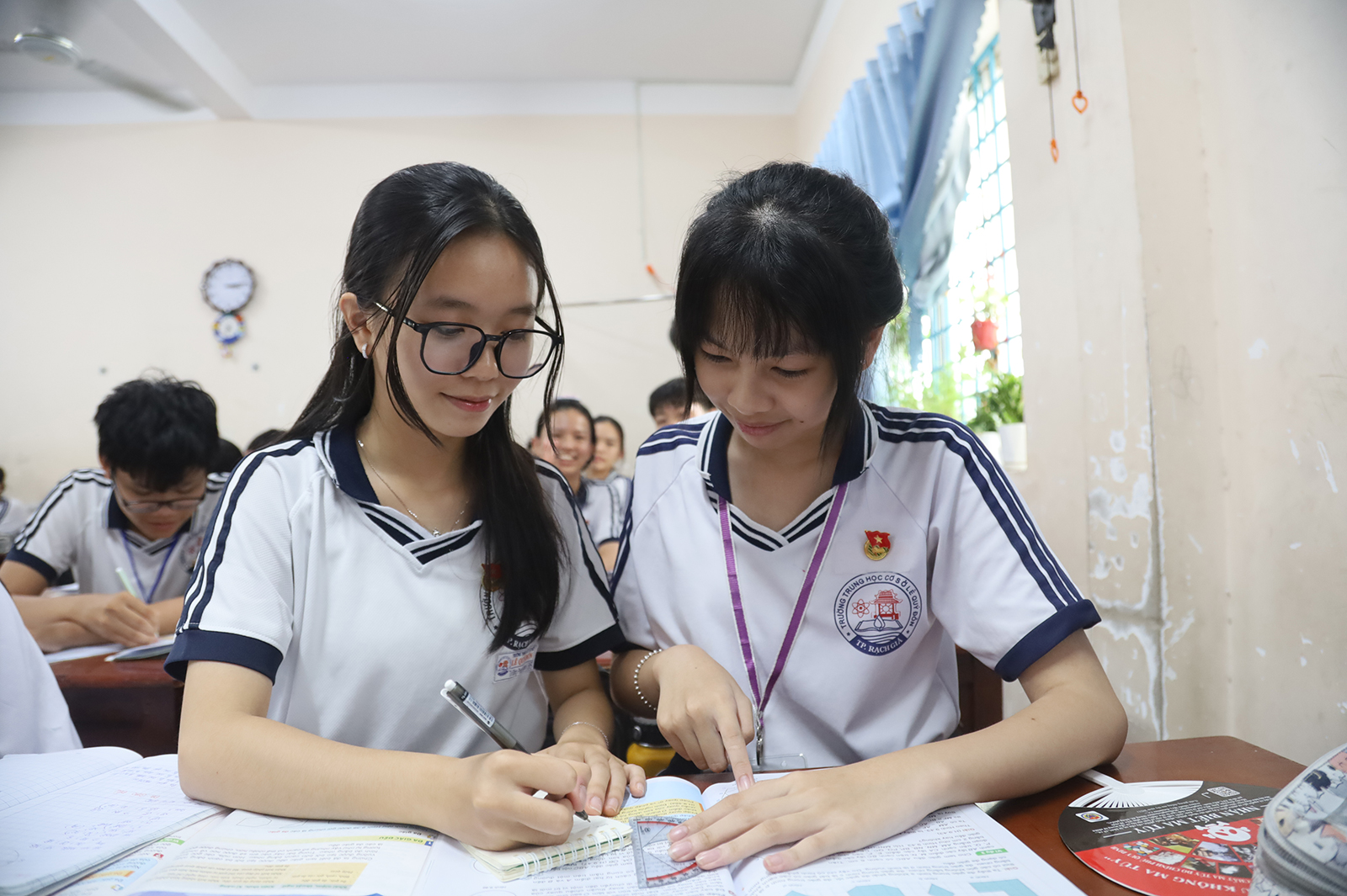 Tăng tốc chuẩn bị kỳ thi lớp 10