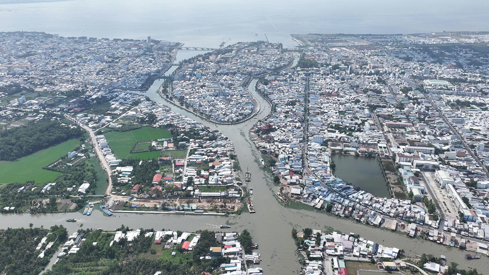 Phẳng hóa bộ máy quản trị và khát vọng bứt phá của An Giang trong kỷ nguyên vươn mình - Bài 1: An Giang mới - tầm nhìn chiến lược và không gian phát triển mới