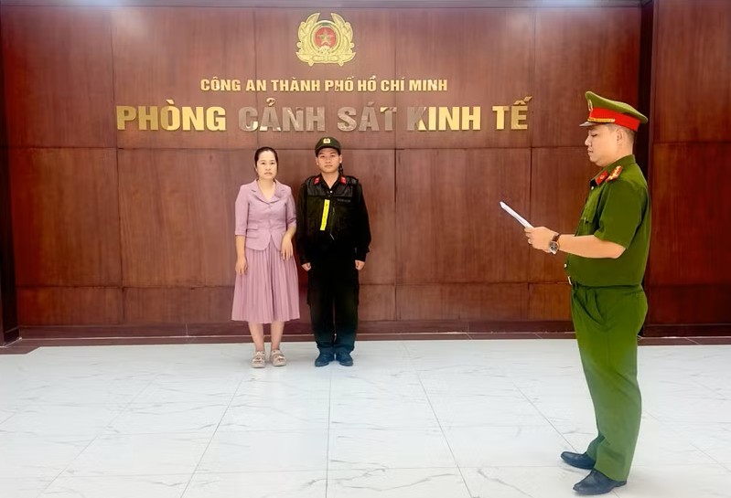 Khởi tố chủ thương hiệu vải áo dài Đất Lành vì xâm phạm quyền tác giả