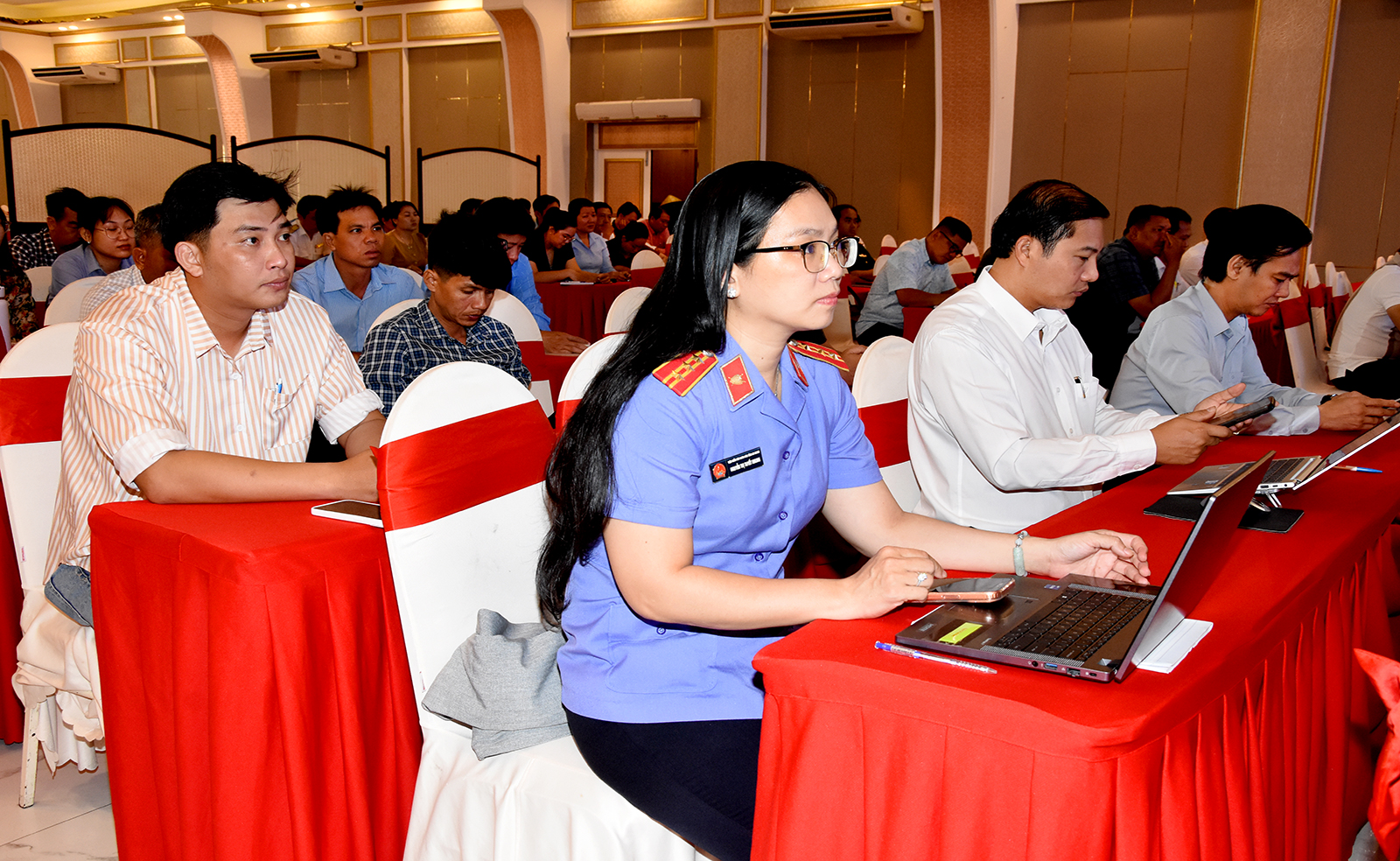 Tập huấn nghiệp vụ phòng, chống buôn lậu, gian lận thương mại và hàng giả
