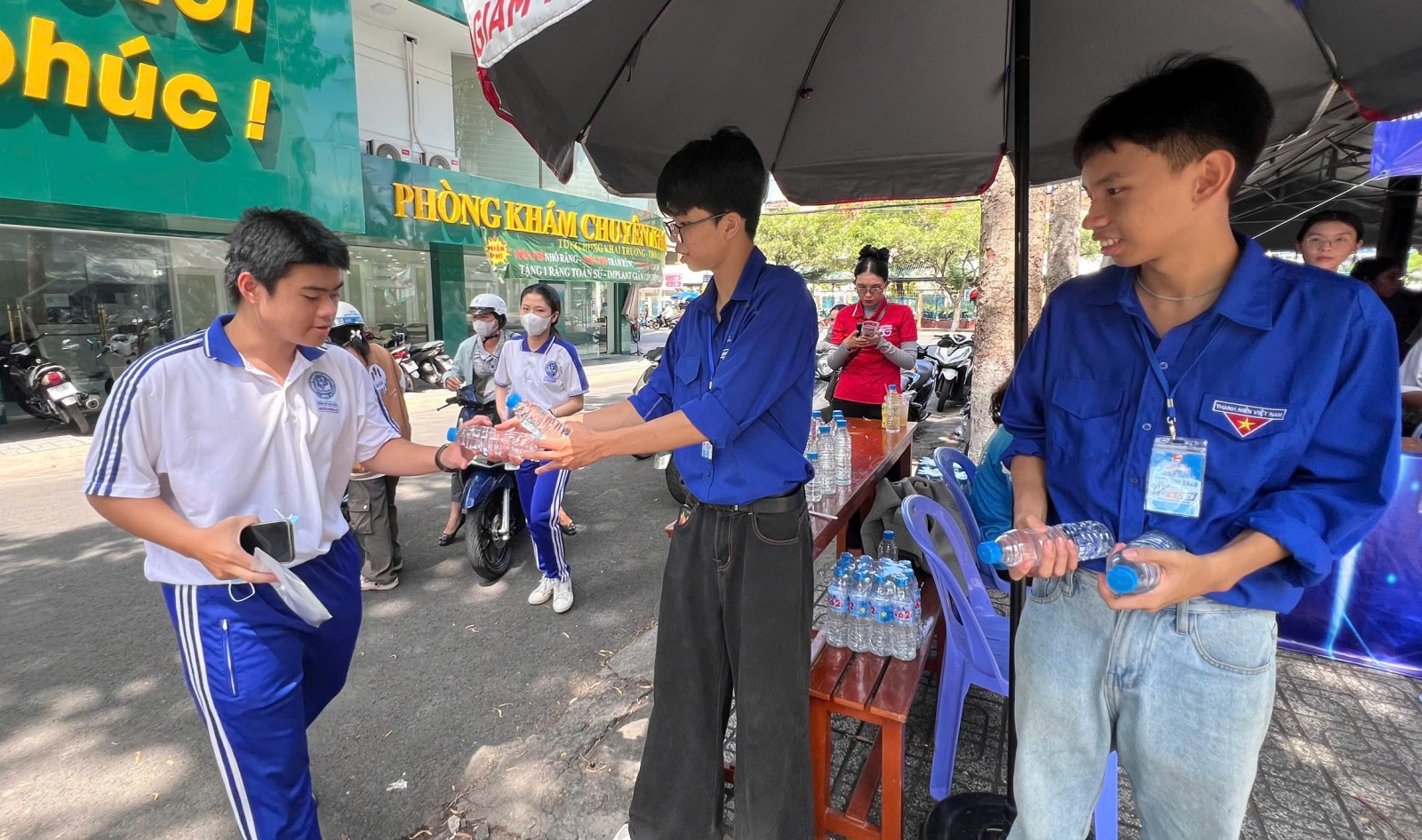 Hoàn thành 2 môn thi bắt buộc, thí sinh An Giang nhẹ nhõm và tự tin