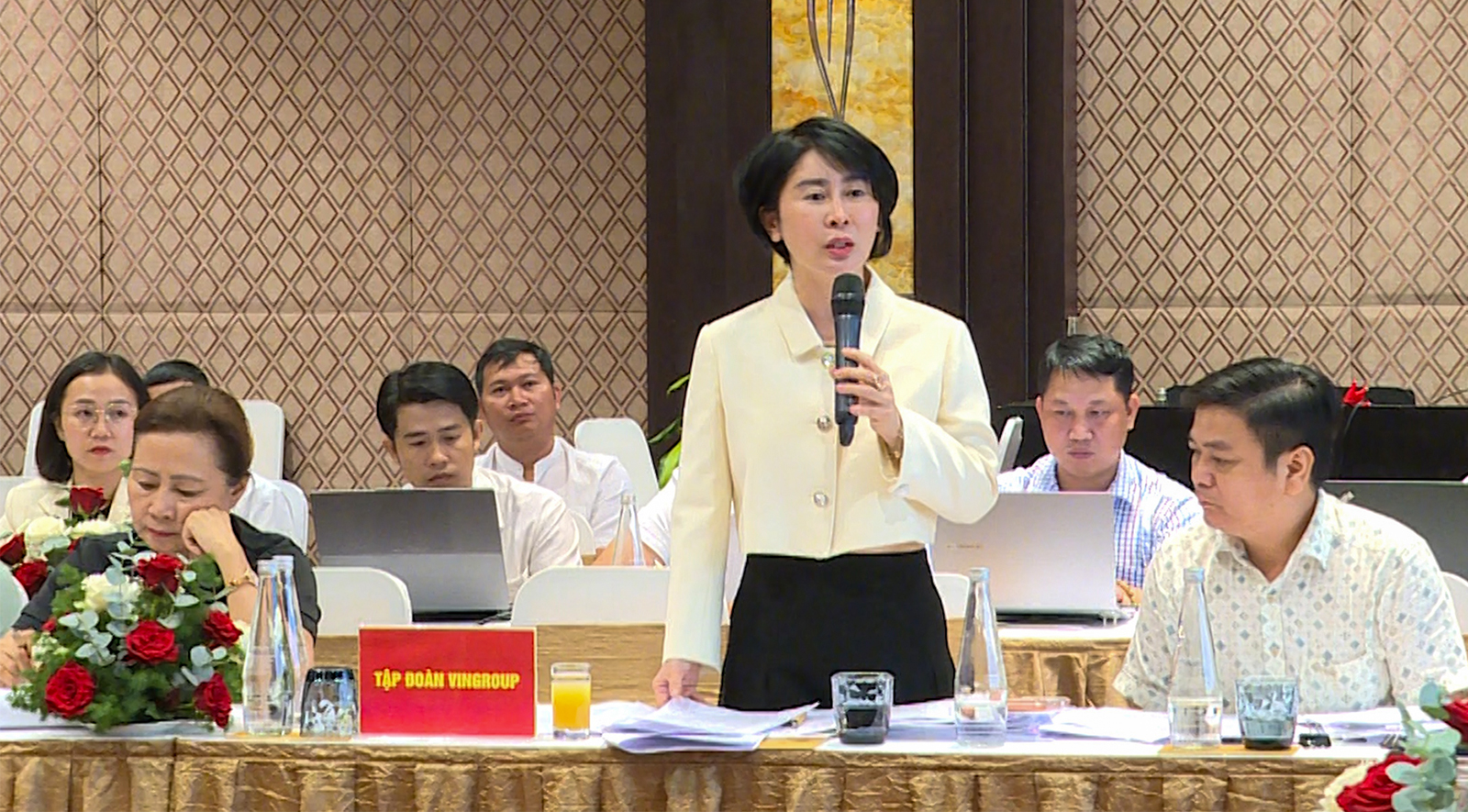 Chủ tịch UBND tỉnh An Giang Hồ Văn Mừng tháo gỡ khó khăn một số dự án tại đặc khu Phú Quốc